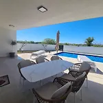 New Angelo 2025, Family And Pet Friendly Villa