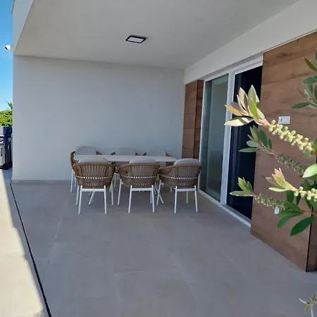 New Angelo 2025, Family And Pet Friendly Villa *