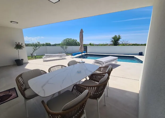 New Angelo 2025, Family And Pet Friendly Villa Privlaka (Zadar)
