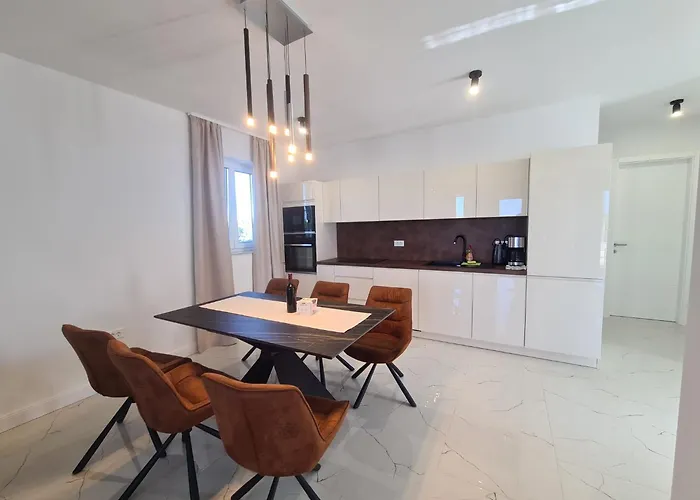 New Angelo 2025, Family And Pet Friendly *