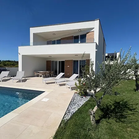 Vila New Angelo 2025, Family And Pet Friendly *