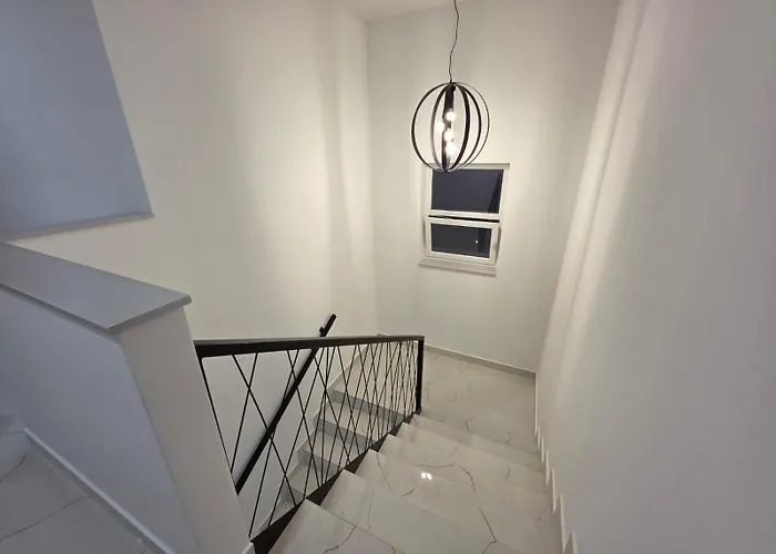 New Angelo 2025, Family And Pet Friendly *