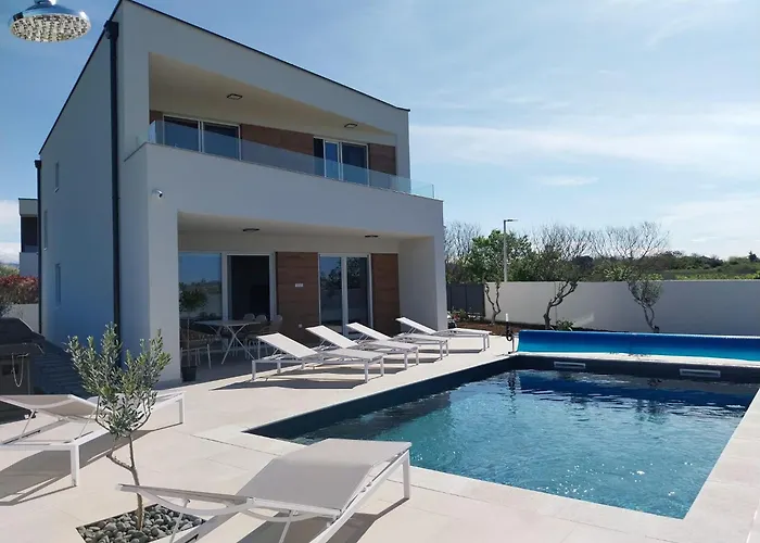 New Angelo 2025, Family And Pet Friendly Villa *